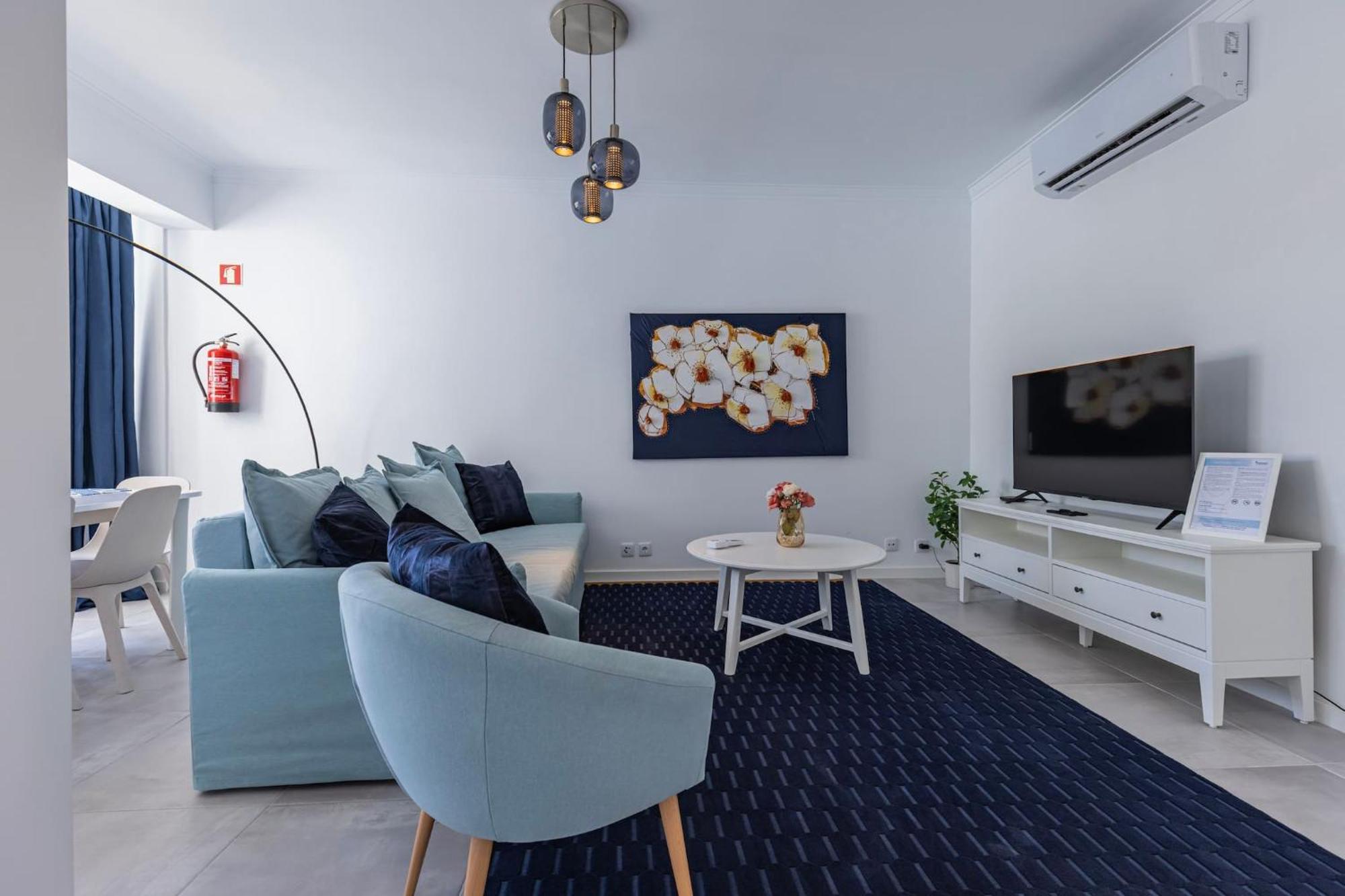 Urban Elegance Apartment Almada Esterno foto
