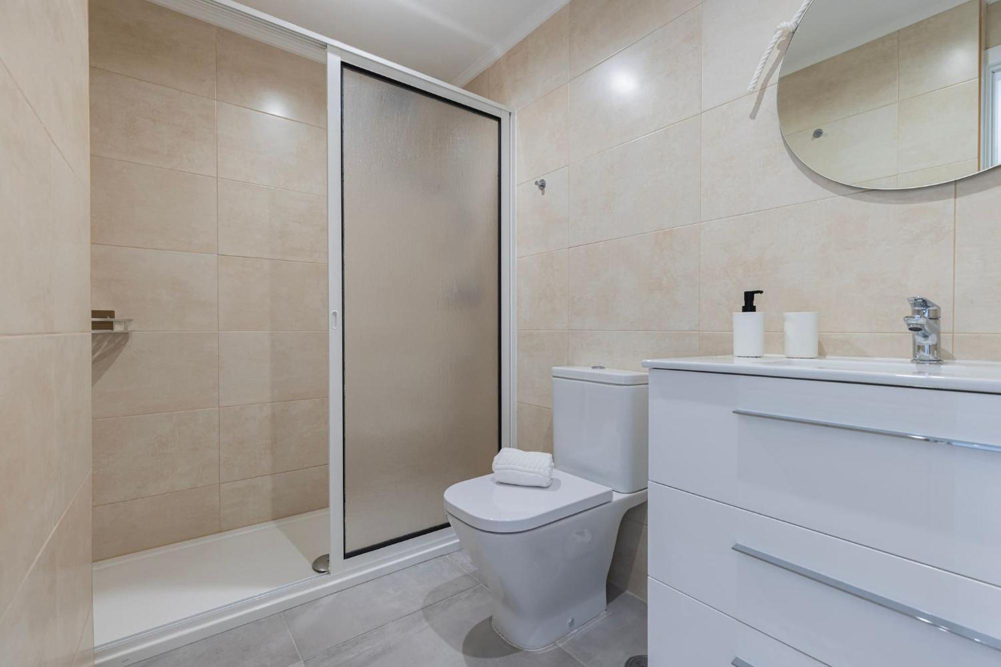 Urban Elegance Apartment Almada Esterno foto