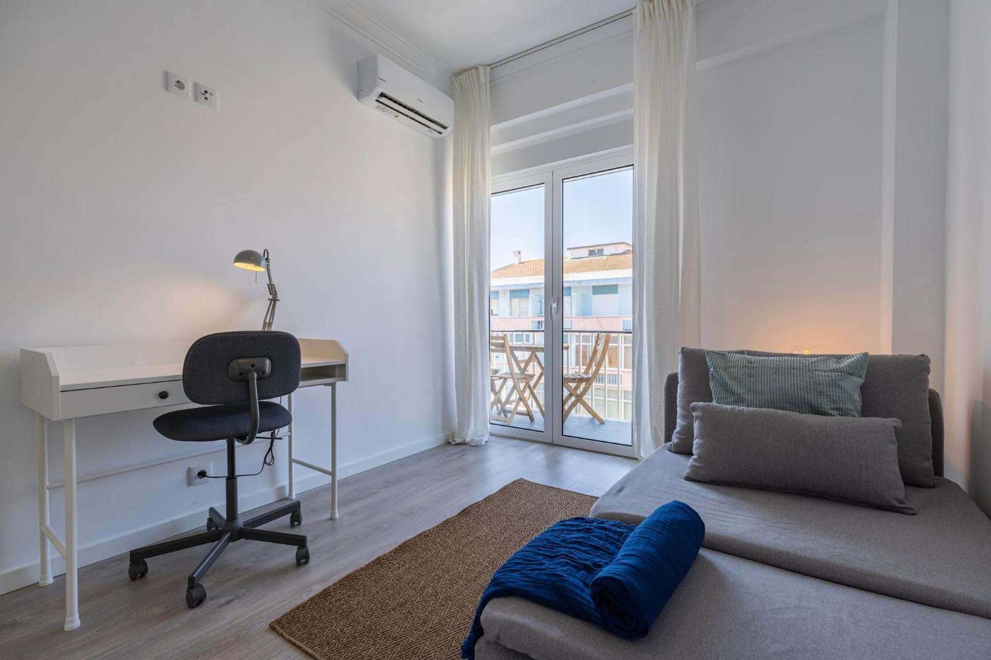 Urban Elegance Apartment Almada Esterno foto