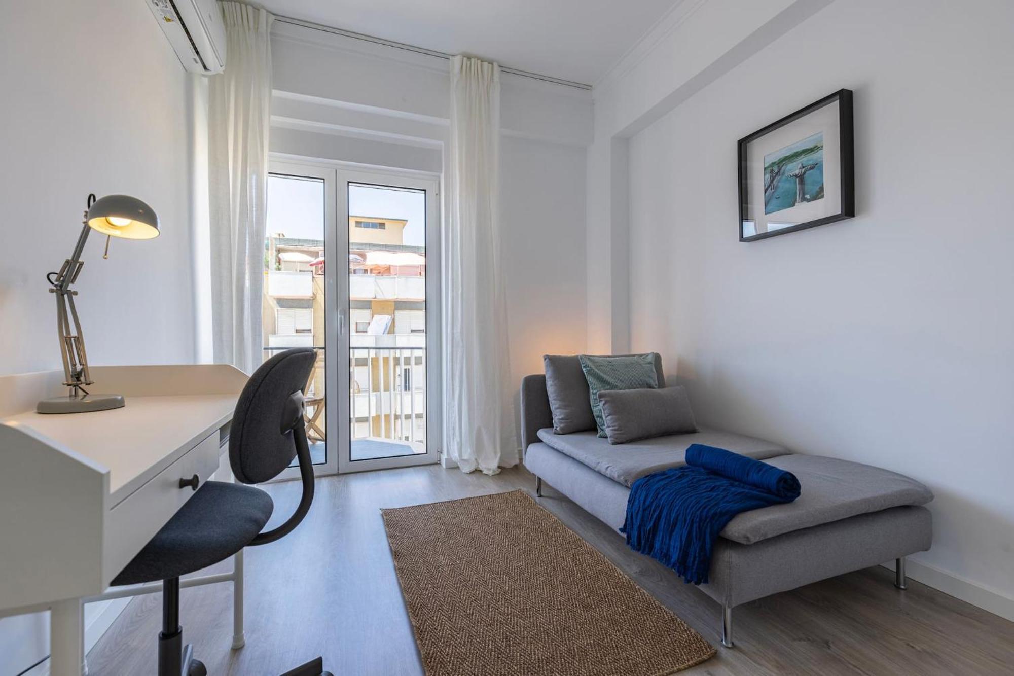 Urban Elegance Apartment Almada Esterno foto